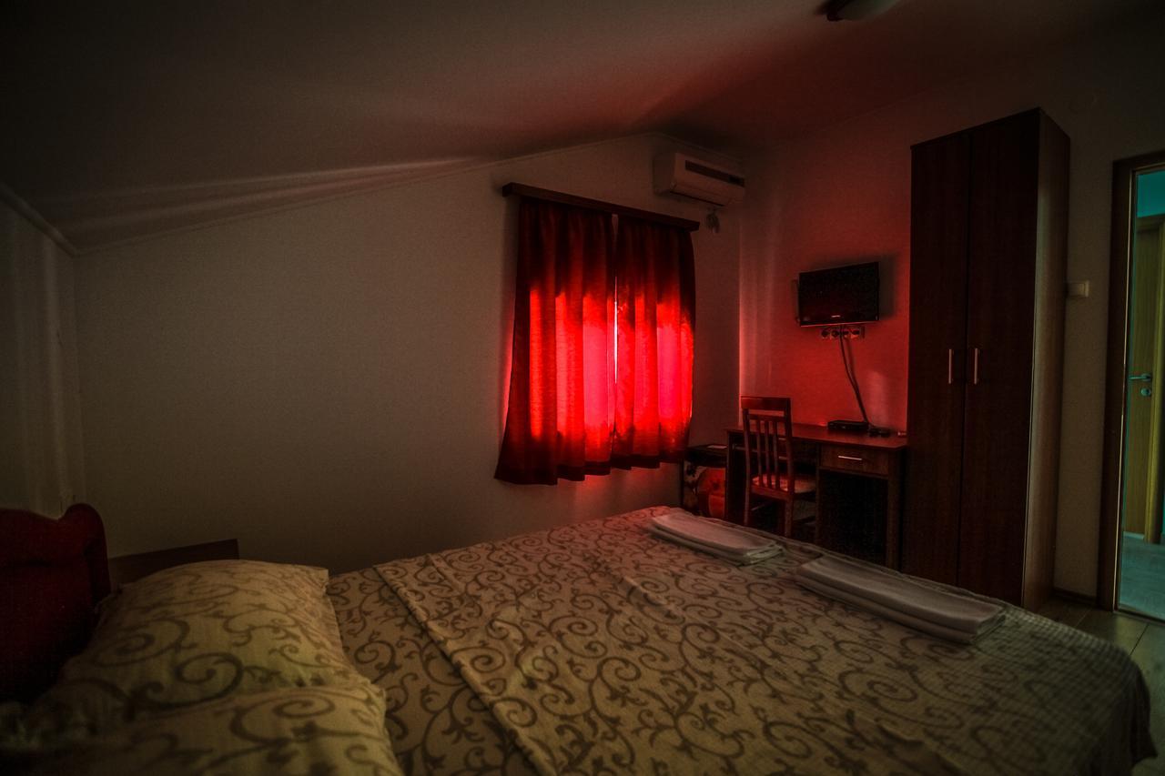 Ninkovic Hotel Требине Екстериор снимка