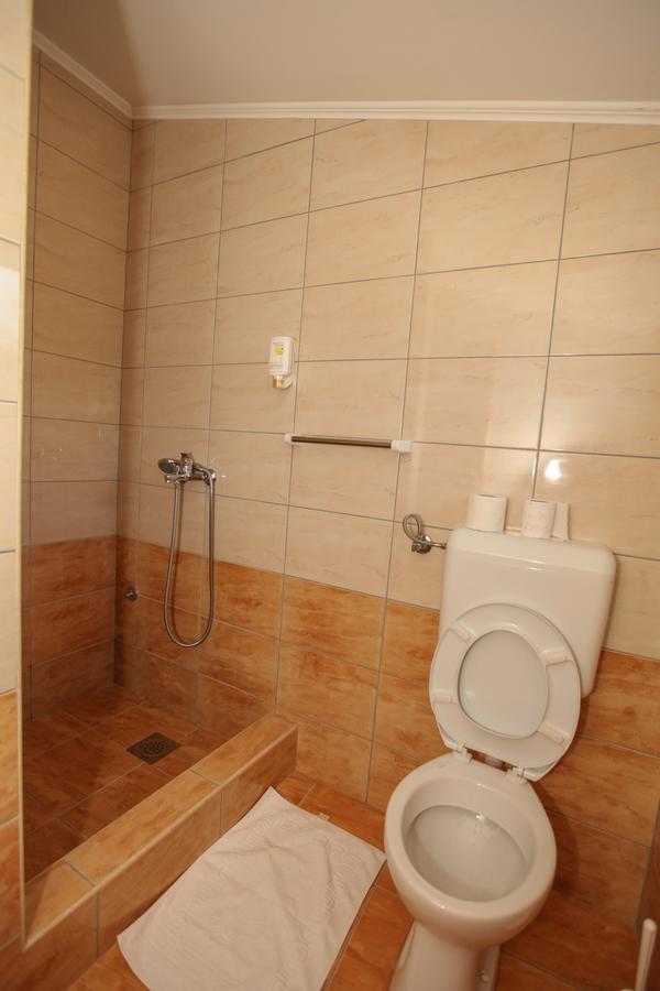 Ninkovic Hotel Требине Екстериор снимка