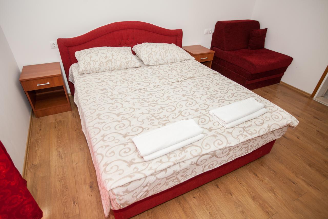 Ninkovic Hotel Требине Екстериор снимка